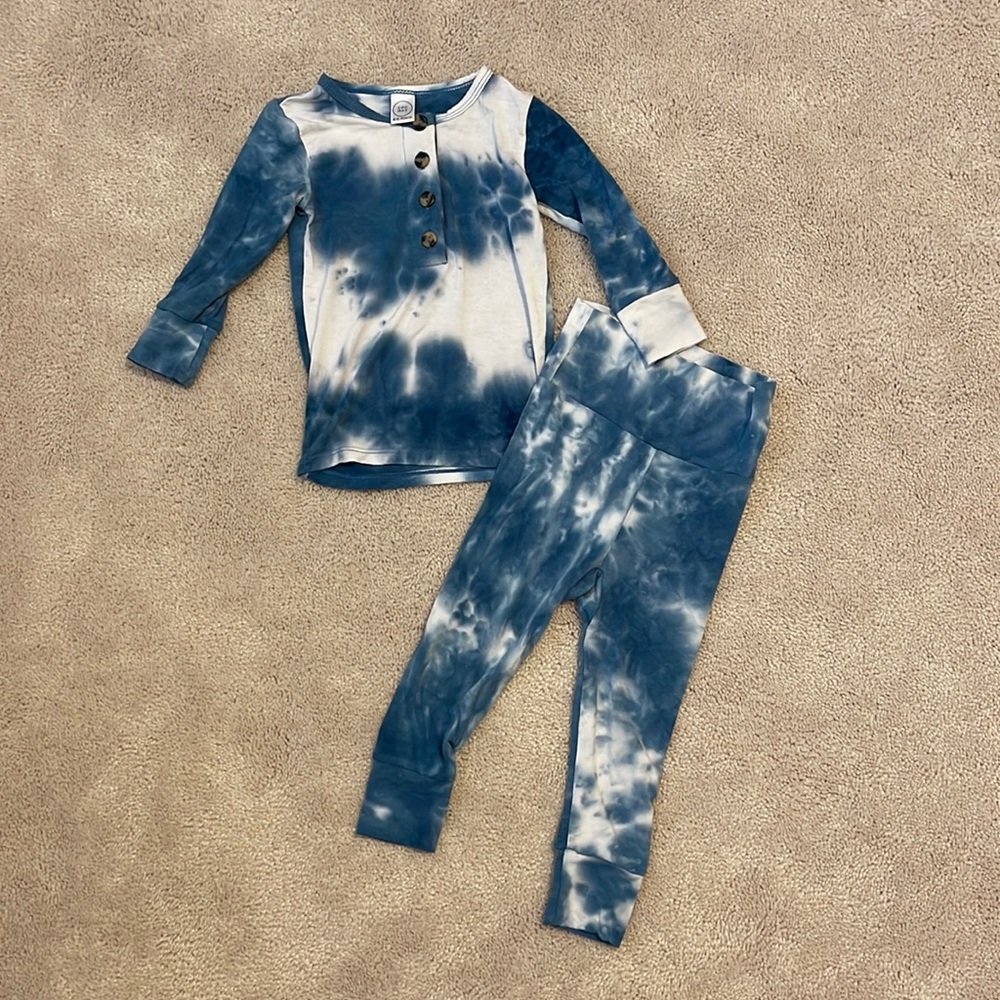 Lou Lou and Co Top and bottom in Heath size 6-12 month